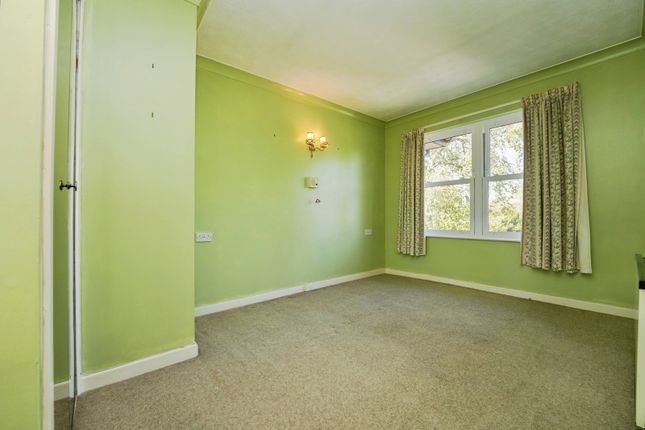 35 Homespring House,, Pittville Circus Road, Gloucestershire photo 4