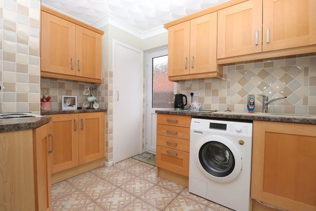 25, Hillary Road, Kidsgrove photo 3