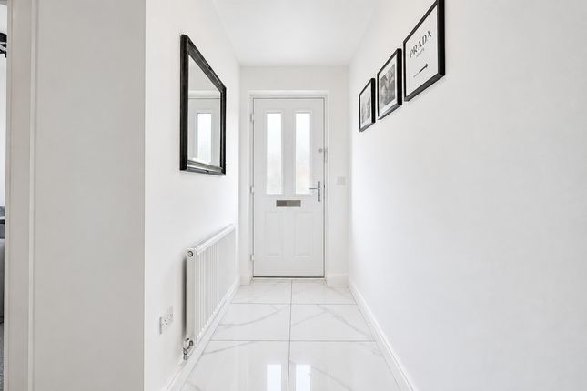 13, Lewis Crescent, Cardiff photo 2