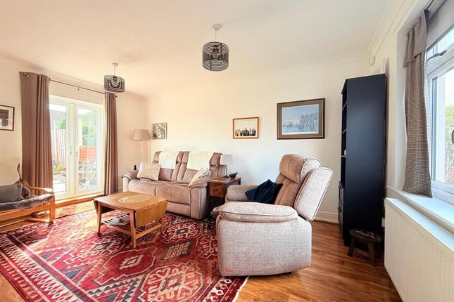 29, Crag View Crescent, Sheffield photo 5