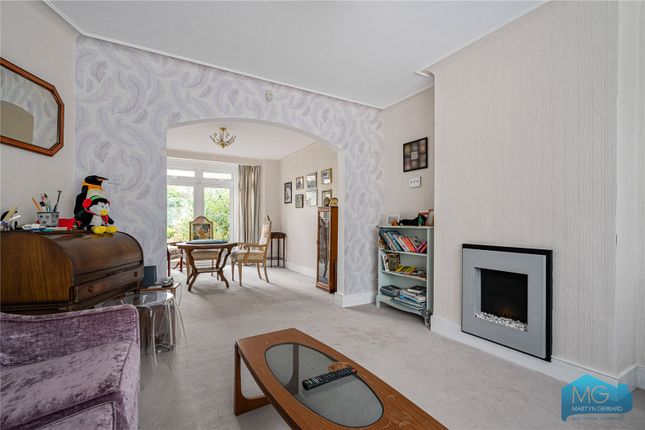 19, West Walk, Barnet photo 2