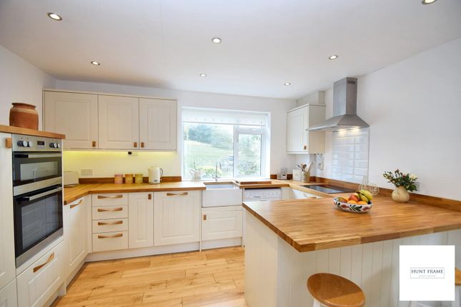 17, Melvill Lane, Eastbourne photo 2