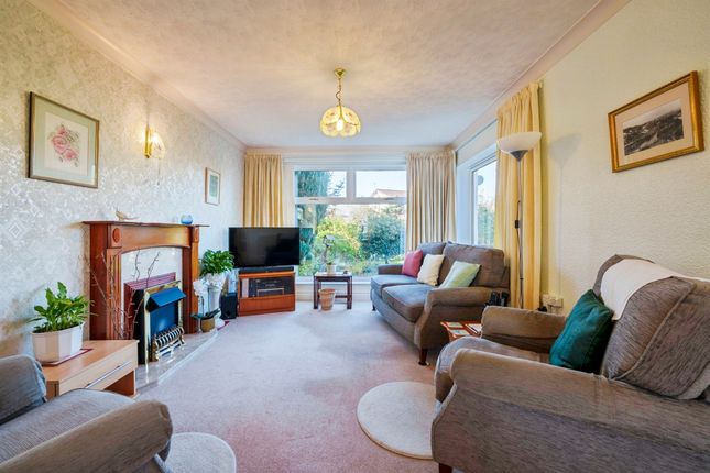 53, Wood Lane, Wirral photo 4