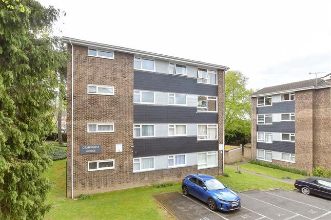 Thumbnail Flat for sale in Sutton Grove, Sutton, Surrey