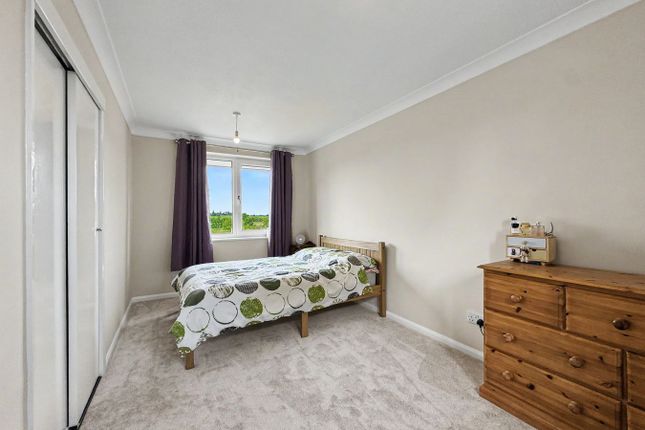 22, Falconer Avenue, Stowmarket photo 2