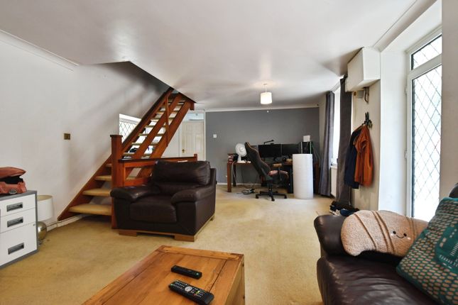 48, James Street, Swansea photo 4