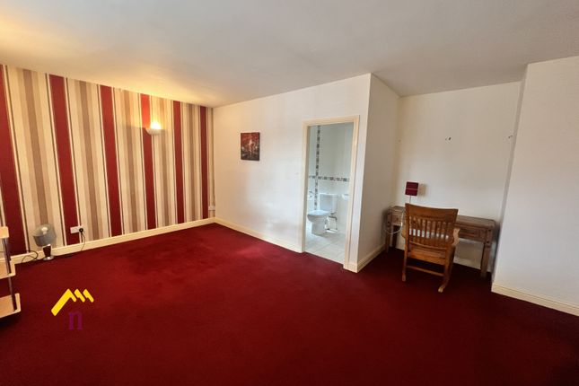 8a, Church Street, Thorne photo 4