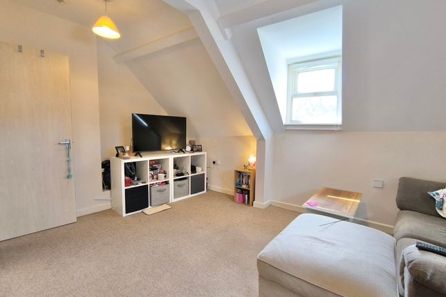 Flat 5, 16, North Parade, FROME photo 3