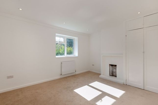 3, New Road, Gomshall photo 4