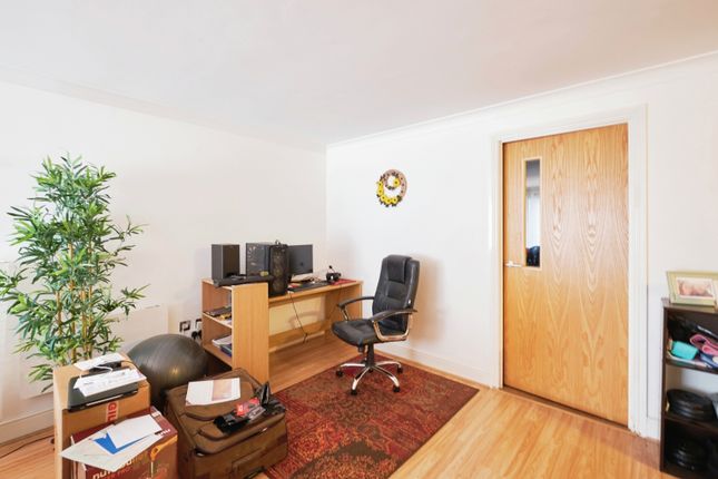 Flat for sale in Scotland Street, Birmingham, West Midlands