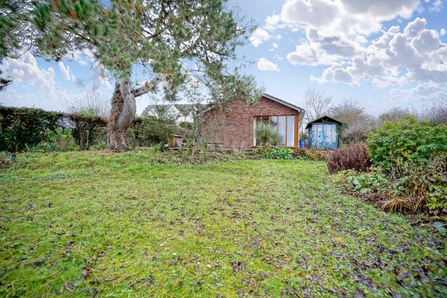 Thumbnail Bungalow for sale in Mount Pleasant, Spaldwick, Huntingdon