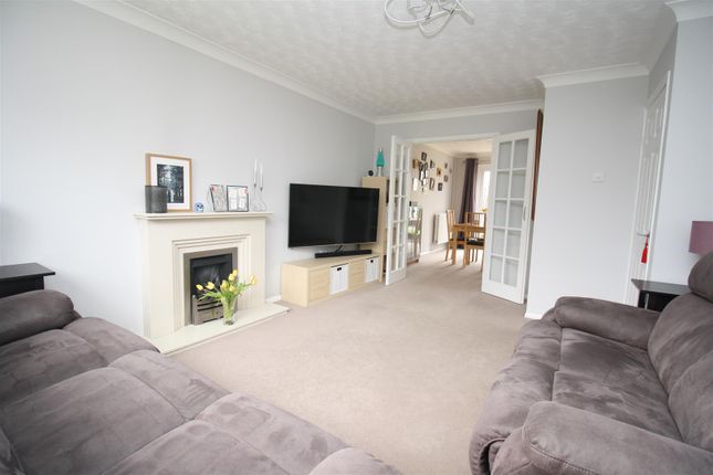 45, Favell Drive, Milton Keynes photo 3