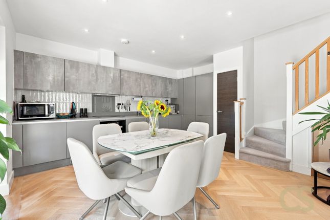 20 Beadman Road, Cheshunt, Hertfordshire photo 4