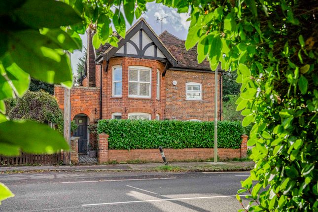 Thumbnail Detached house for sale in The Street, Crowmarsh Gifford, Wallingford