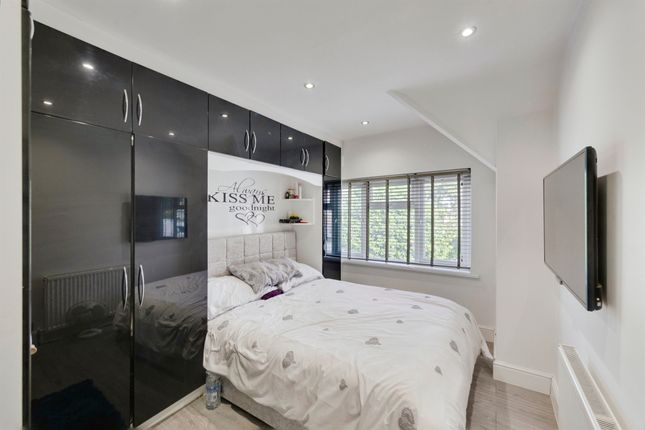 61, Boxtree Lane, HARROW photo 4