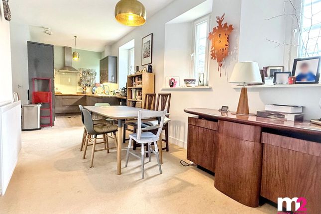14, Sarno Square, Abergavenny photo 3