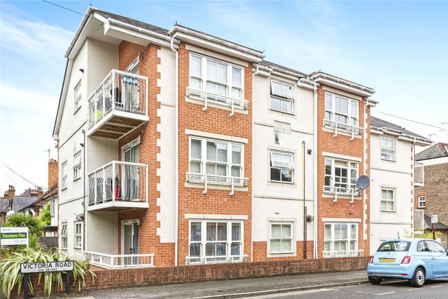 Thumbnail Flat for sale in York Road, Guildford, Surrey