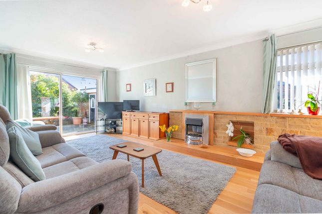 Jonel Highview Lane, Uckfield photo 4