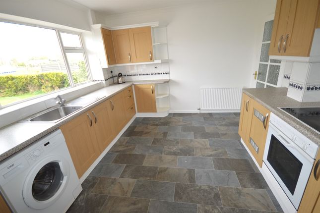 Detached bungalow to rent in Meadow Close, High Lane, Stockport