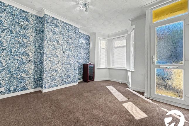 1, Edinburgh Road, Kent photo 5