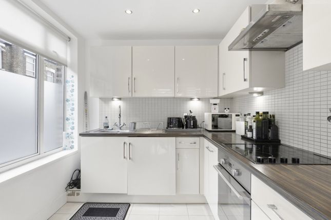Flat 1,, 1, Seal Street, London photo 4