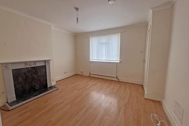 73, Portley Road, Telford photo 2