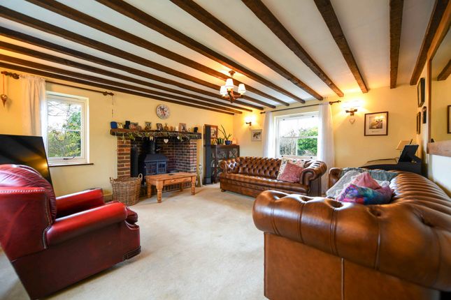 1 Kingsland Cottage, Kingsland Lane, Egerton photo 3