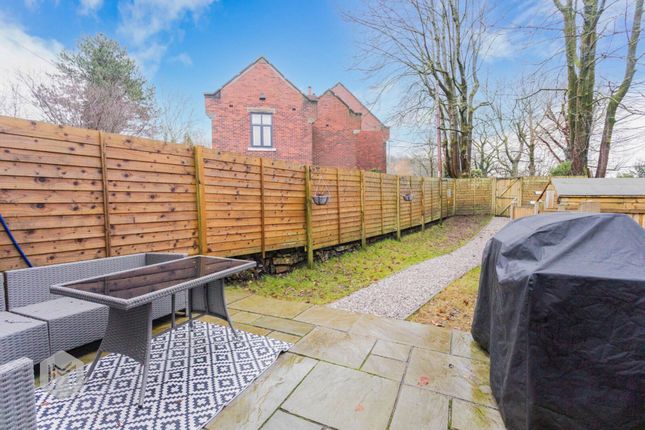 6 Pollards Lane, Bury photo 3
