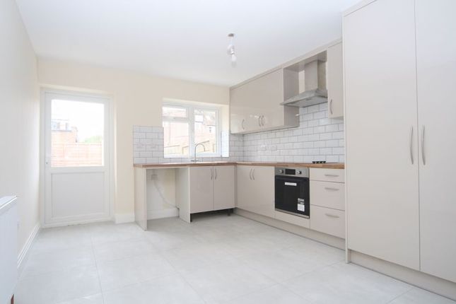 Thumbnail Semi-detached house to rent in Burwell Avenue, Greenford