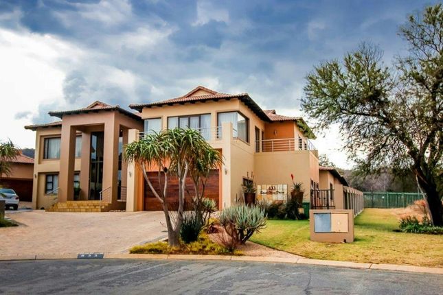 Houses for sale in Johannesburg, Gauteng, South Africa - Johannesburg, Gauteng, South Africa ...