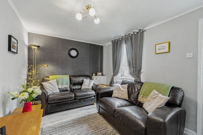 16, Dyke Nook, Frizington photo 4