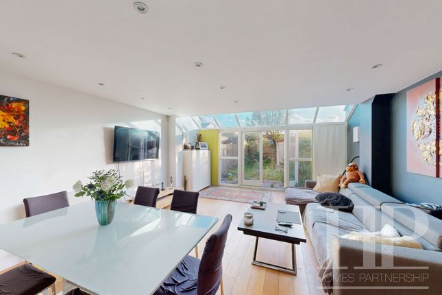 7 Water Lane, Haywards Heath photo 2