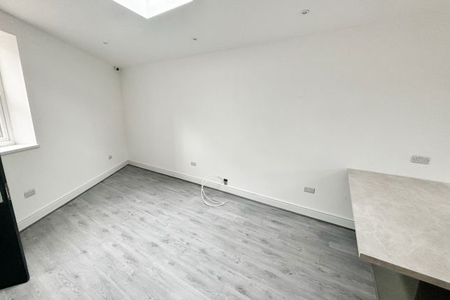 Thumbnail Property to rent in Darnall Road, Darnall, Sheffield