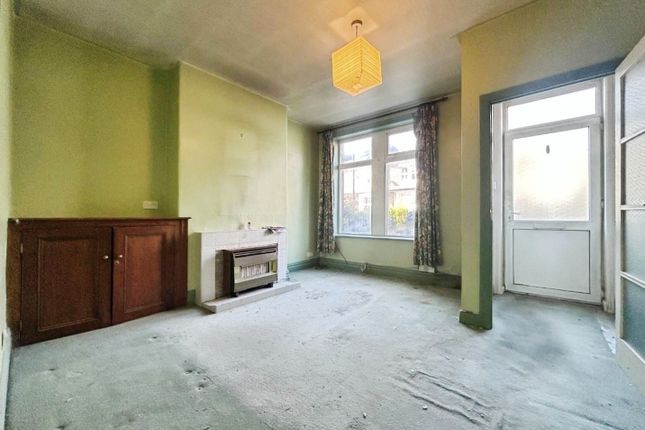 13, Stonefall Avenue, Harrogate photo 2
