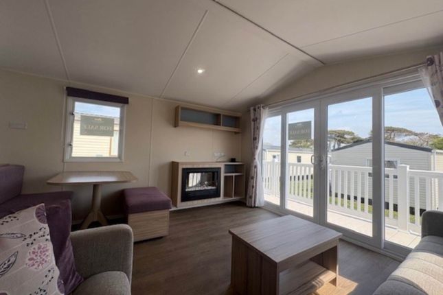 Willerby Linwood, Main Road, Wareham photo 5