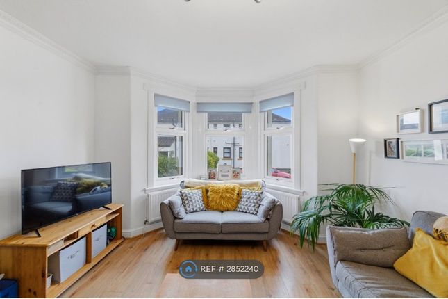 Ground Floor  Stirling Terrace, Dundee photo 3