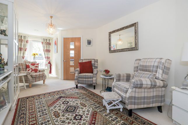 24, Brindley Gardens, Wolverhampton photo 5