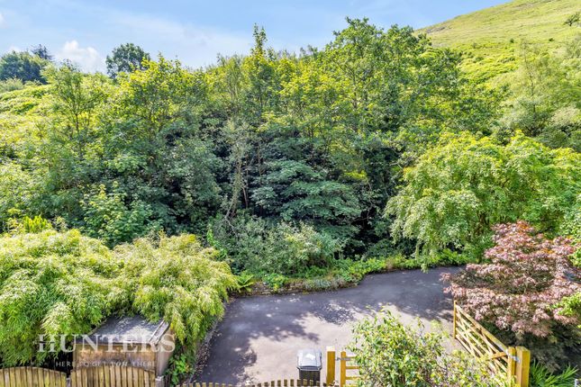 231, Bacup Road, Todmorden photo 4