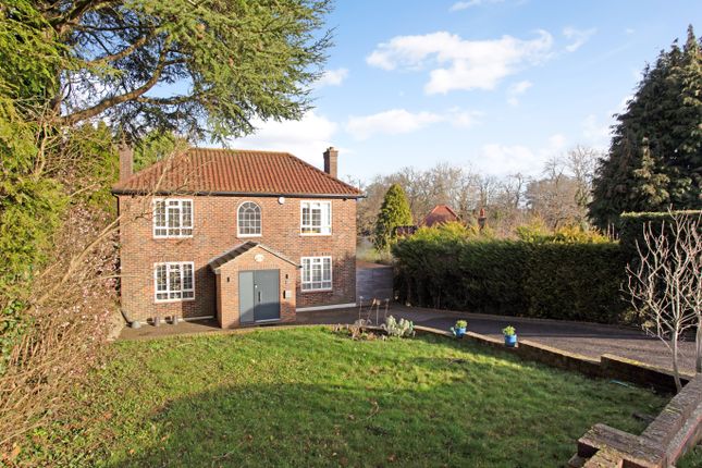 Thumbnail Detached house for sale in Farleigh Road, Warlingham