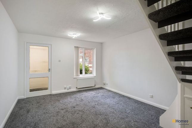 18, Linen Court, Salford photo 4