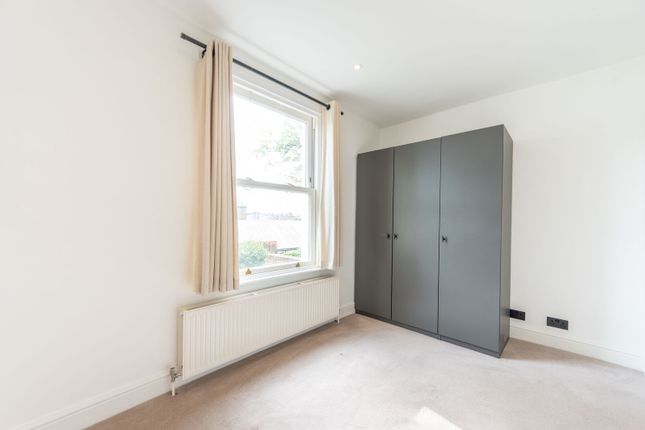 Harvist Road, NW8, Queen's Park photo 4
