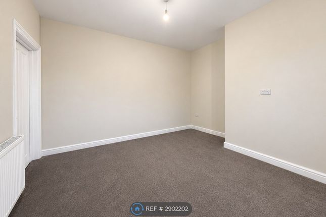 Colbeck Row, Birstall, Batley photo 4
