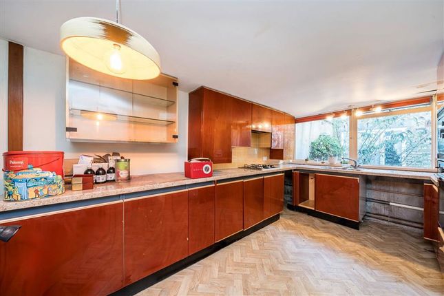 The Mezzanine, 8, West Grove, London photo 2