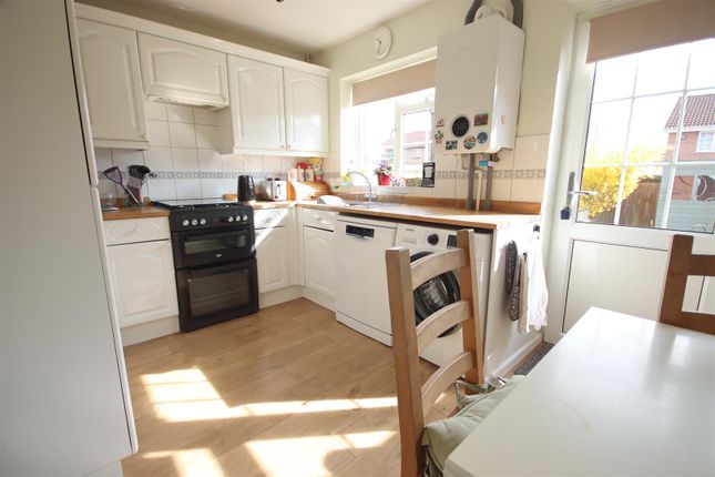 1, James Close, Chippenham photo 4
