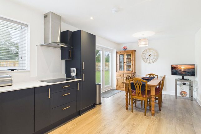 1, Cleverdon Close, Holsworthy photo 3