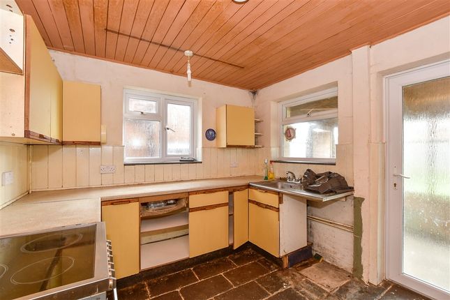 Courtlands Teston, Maidstone photo 2