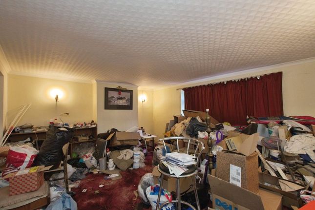 16, Brookhill Road, London photo 4