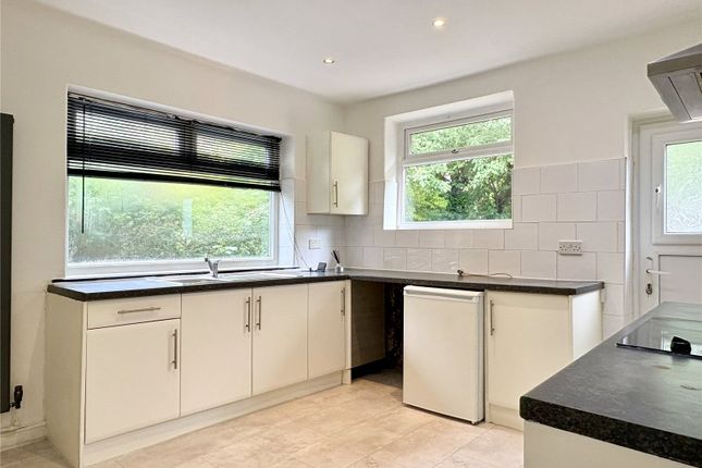 112, Sunfield Road, Oldham photo 4