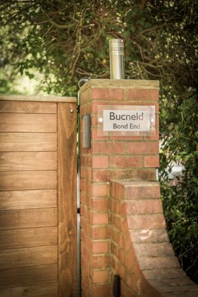Buccneld, Bond End, Yoxall photo 4