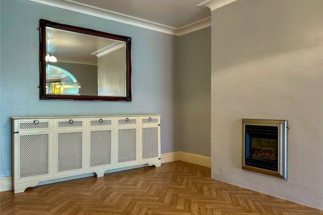 70, Arbory Avenue, Greater Manchester photo 2